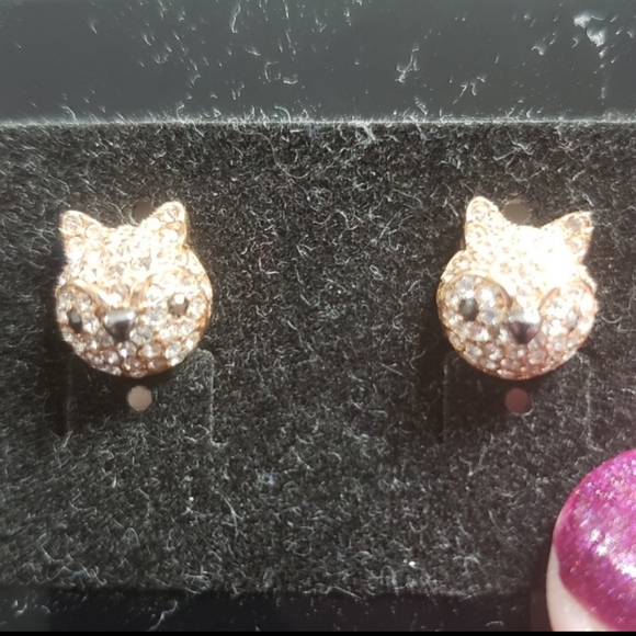Fossil Pave Fox Earrings - Picture 2 of 2